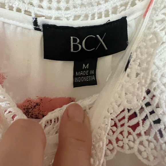 Bcx Floral off the shoulder Top with Lace - Picture 3 of 4
